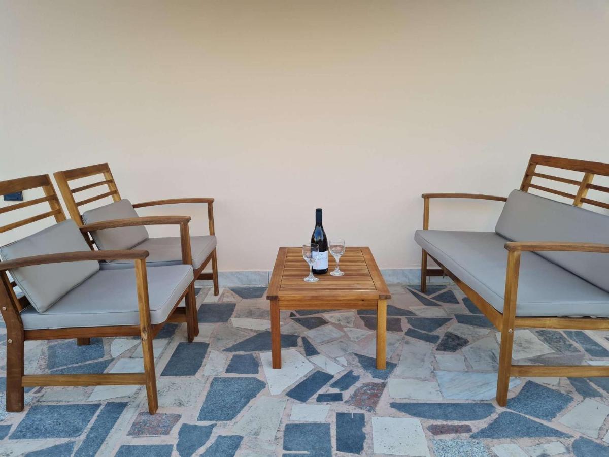 Apartmani Lovre I Zara מראה חיצוני תמונה