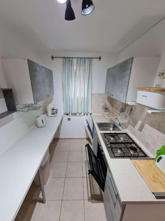 Apartmani Lovre I Zara מראה חיצוני תמונה