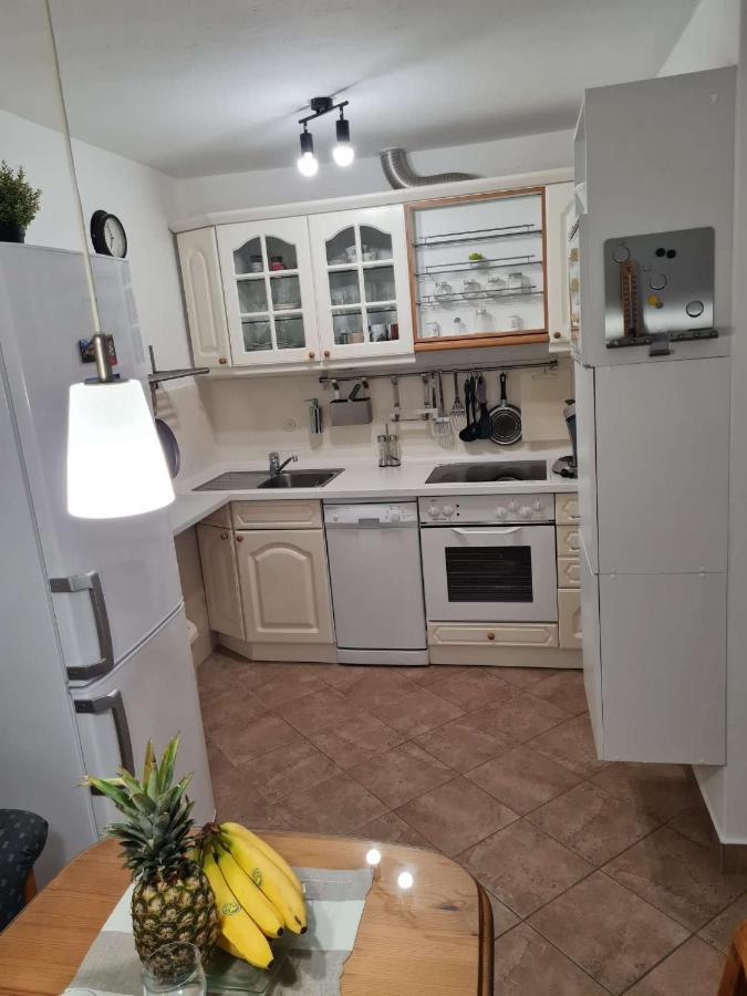 Apartmani Lovre I Zara מראה חיצוני תמונה