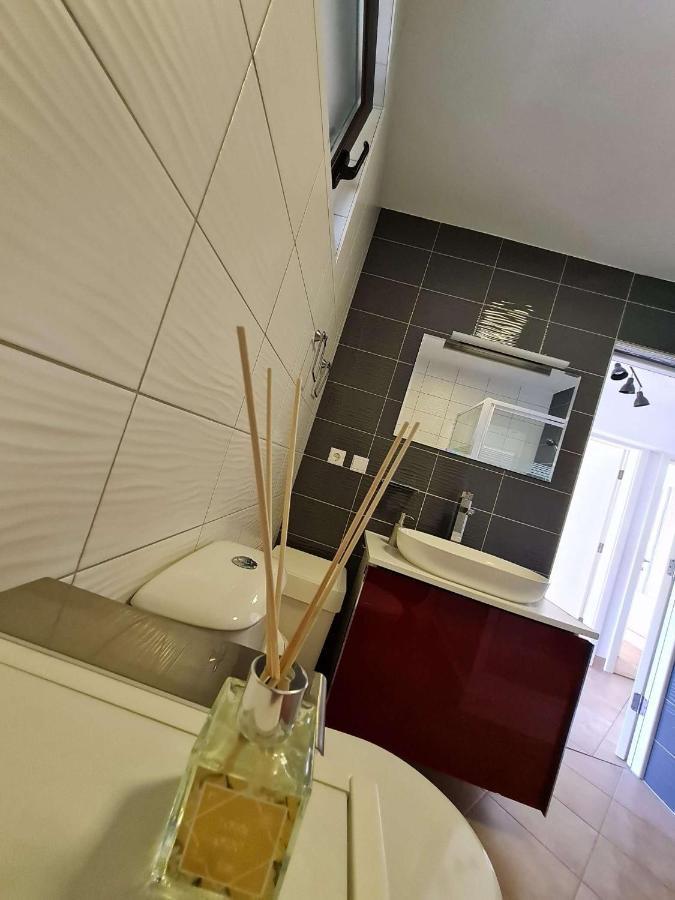 Apartmani Lovre I Zara מראה חיצוני תמונה