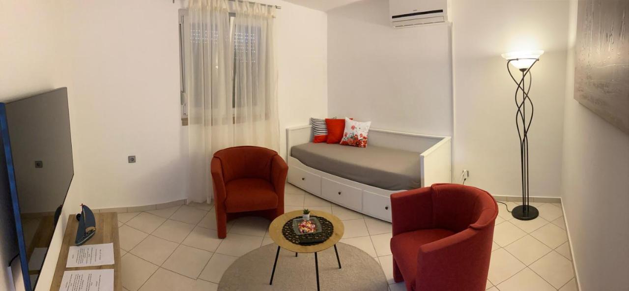 Apartmani Lovre I Zara מראה חיצוני תמונה